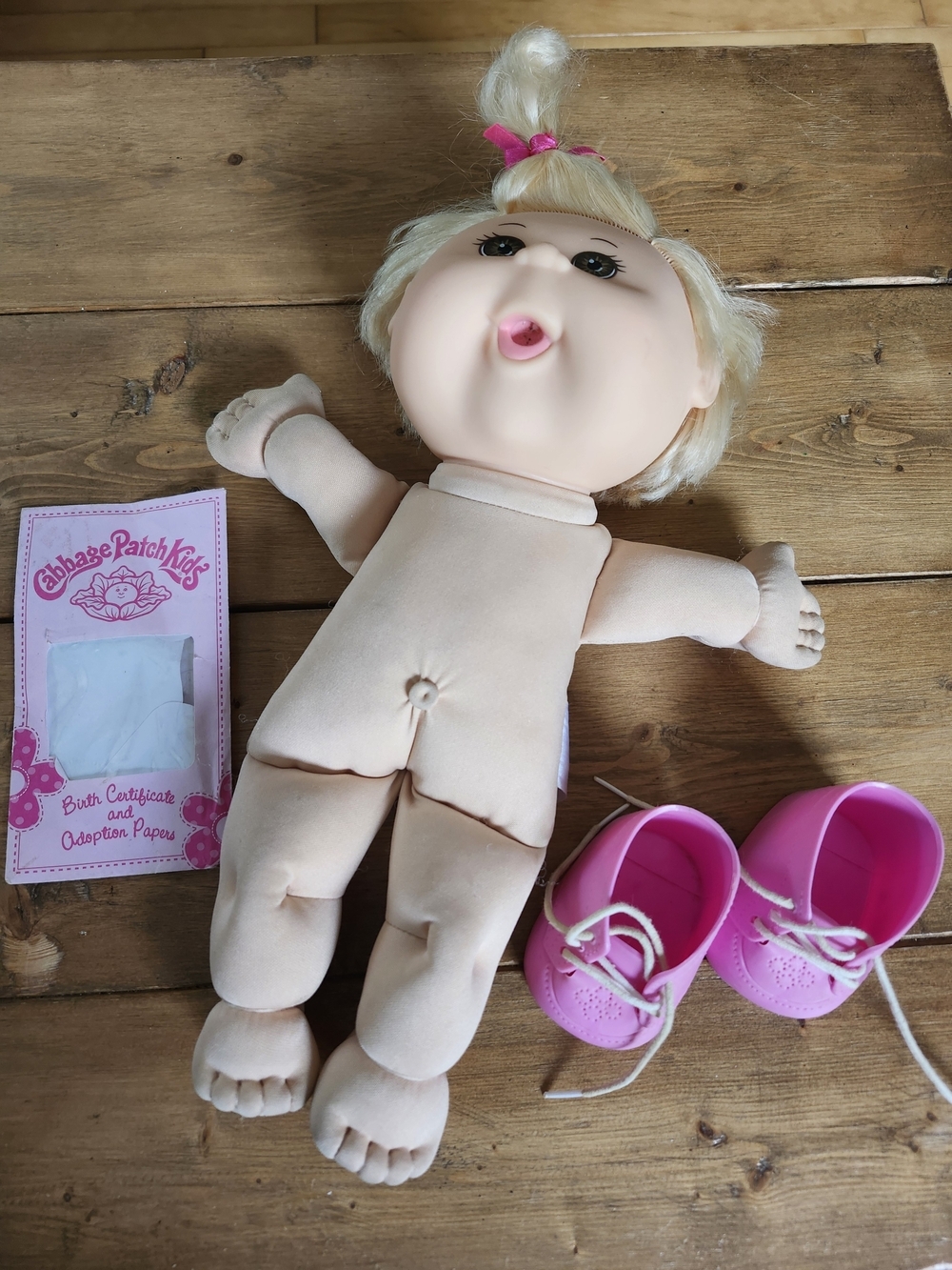 2013 Cabbage Patch Kids Blonde Hair Doll Pink Shoes Pre-Loved